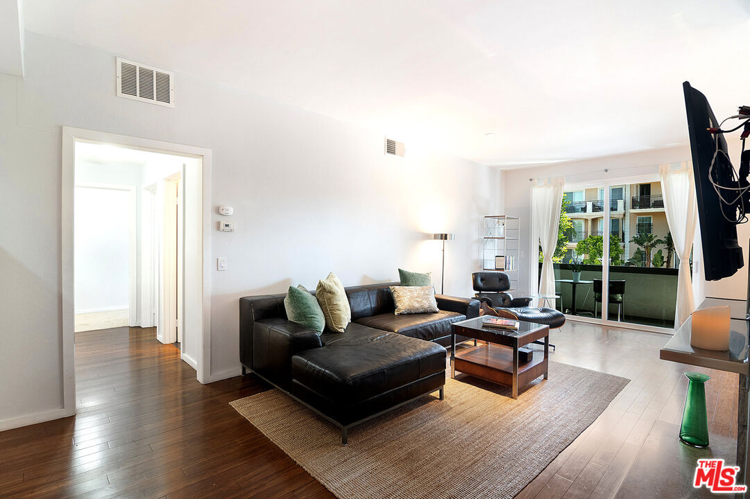 306 Bora Bora Way Unit: 202