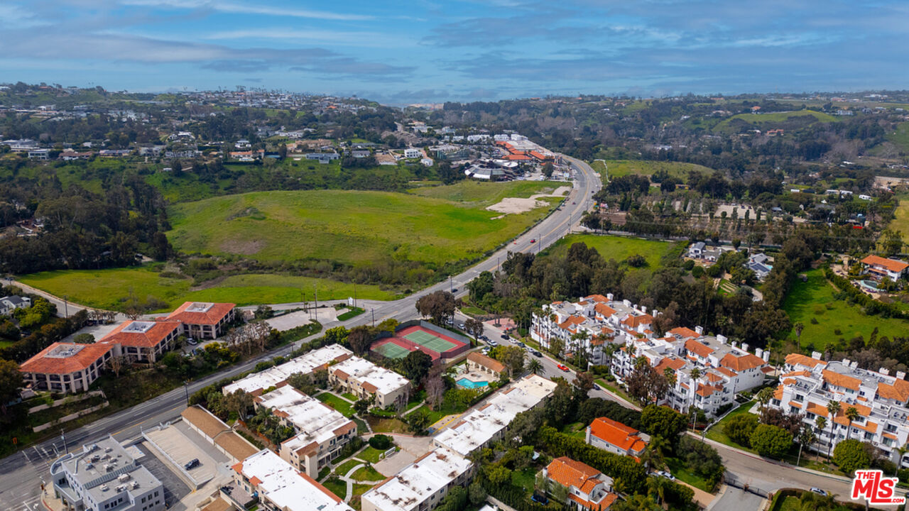 6479 Kanan Dume Rd Unit: 24