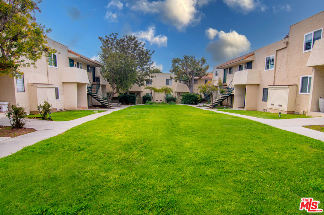 6479 Kanan Dume Rd Unit: 24
