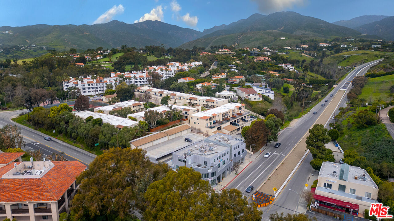 6479 Kanan Dume Rd Unit: 24