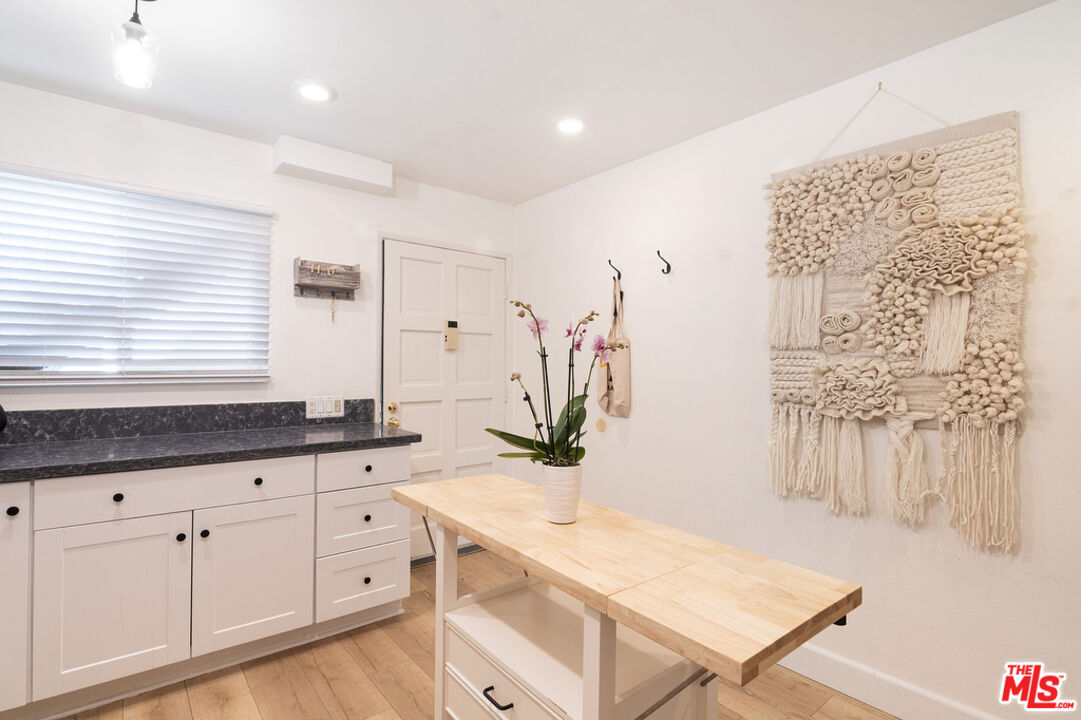 6479 Kanan Dume Rd Unit: 24