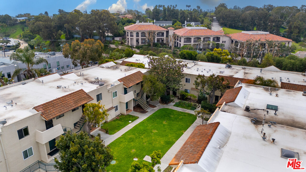 6479 Kanan Dume Rd Unit: 24