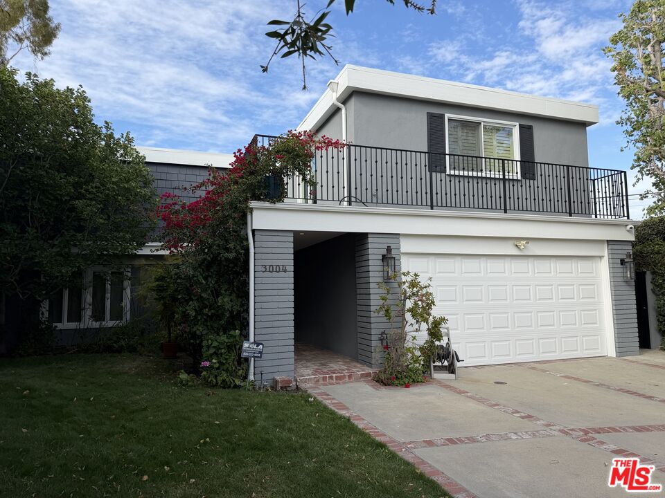 3004 Stoner Ave