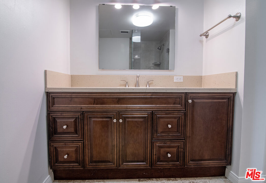 2170 Century Park Unit: 708