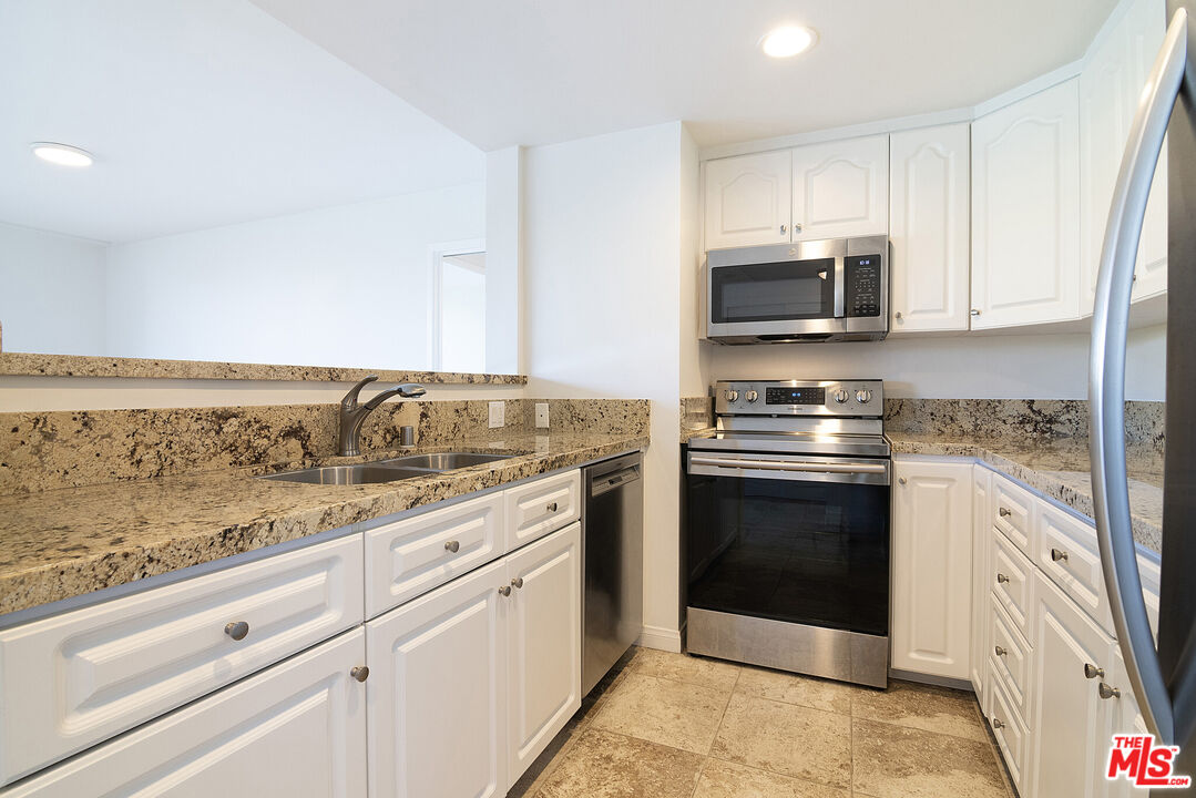 2170 Century Park Unit: 708