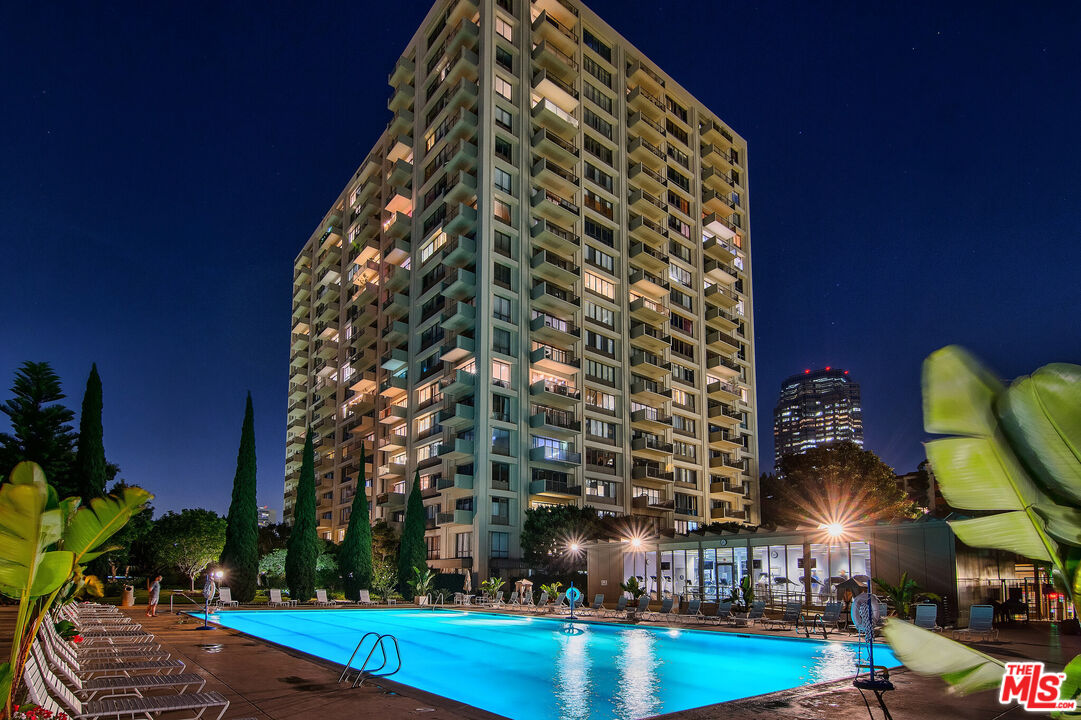 2170 Century Park Unit: 708