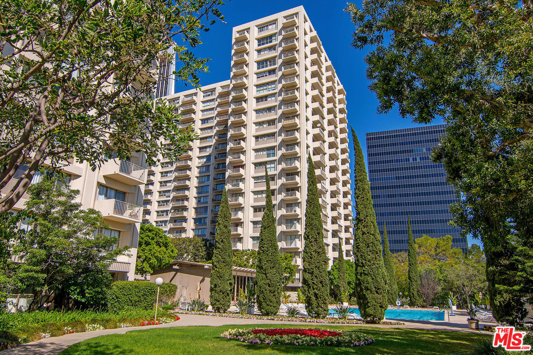 2170 Century Park Unit: 708