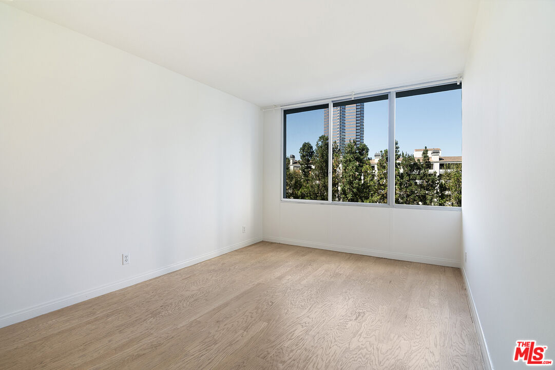 2170 Century Park Unit: 708