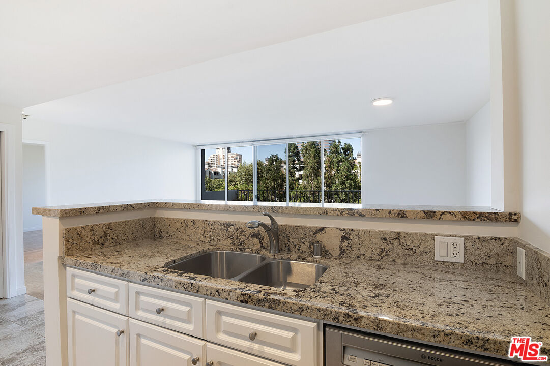 2170 Century Park Unit: 708