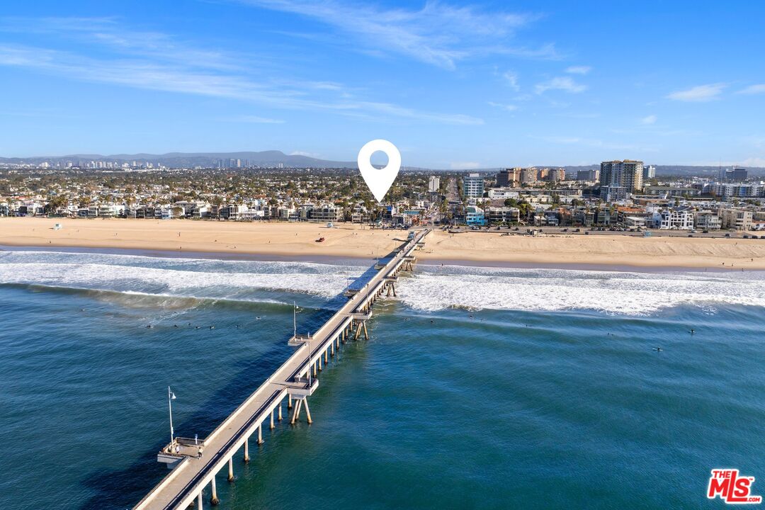 3007 Ocean Front Walk