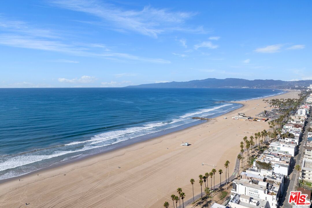 3007 Ocean Front Walk