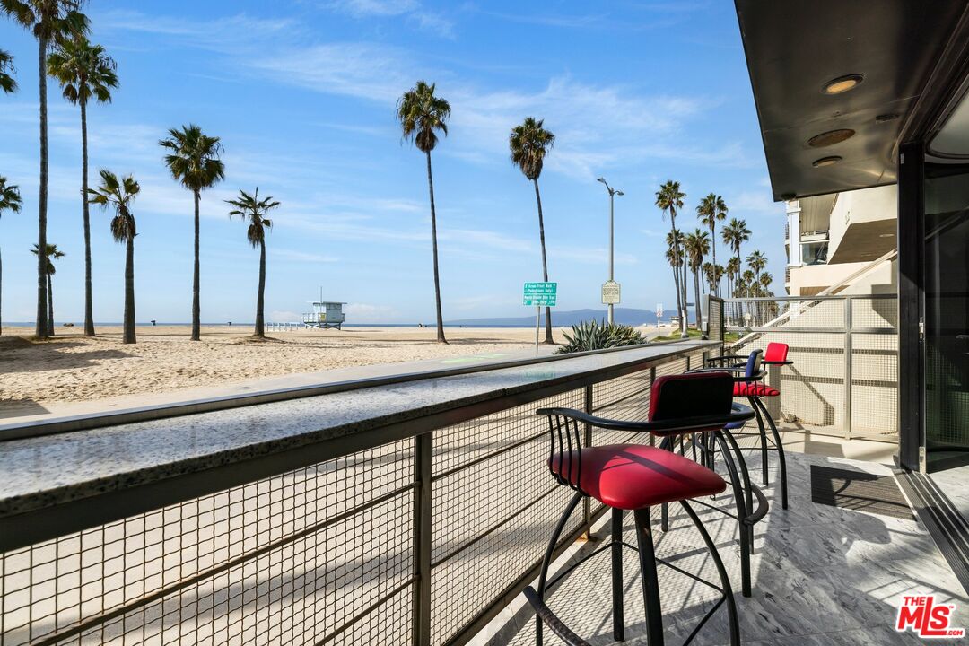 3007 Ocean Front Walk