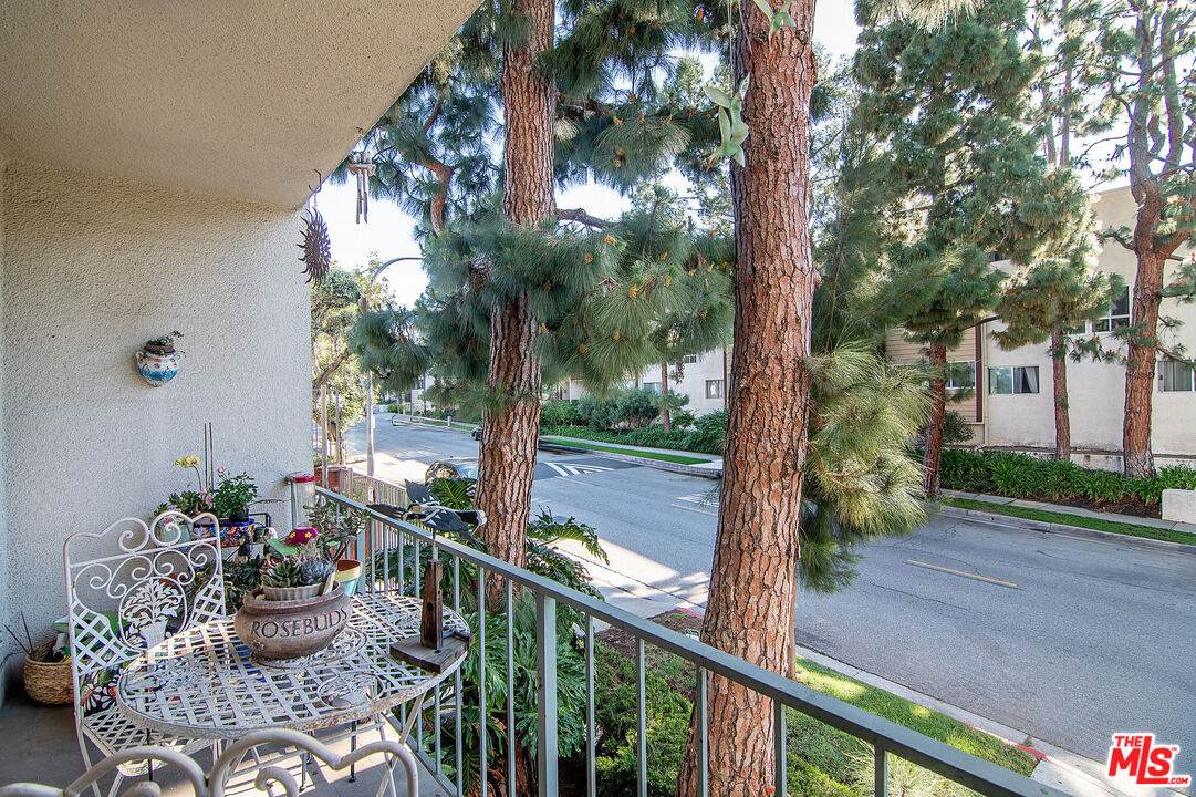 5625 Windsor Way Unit: 107