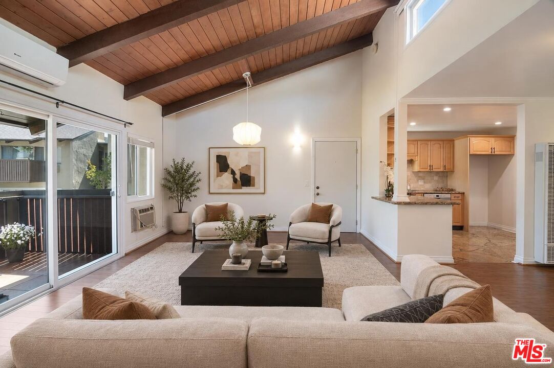 4925 Indian Wood Rd Unit: 474