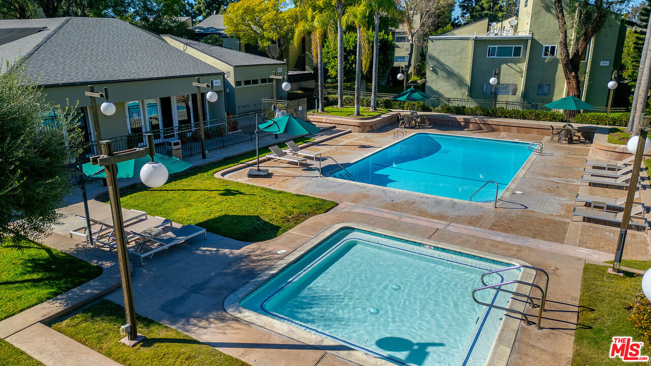 4925 Indian Wood Rd Unit: 474