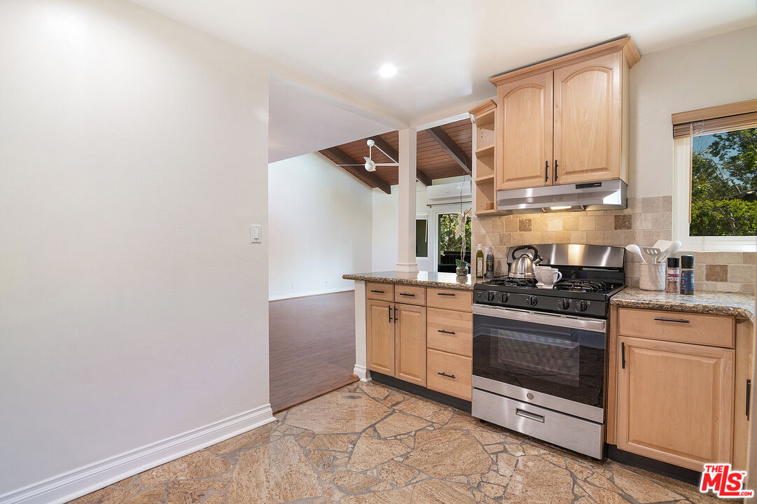 4925 Indian Wood Rd Unit: 474