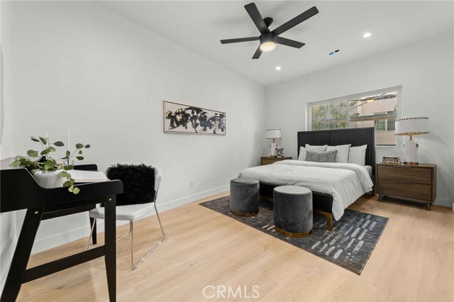 12217 Rochester AVE Unit: 4