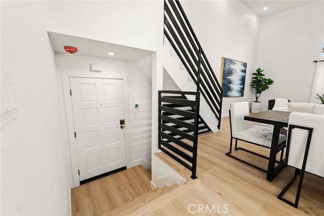 12217 Rochester AVE Unit: 4