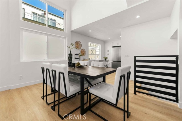 12217 Rochester AVE Unit: 4