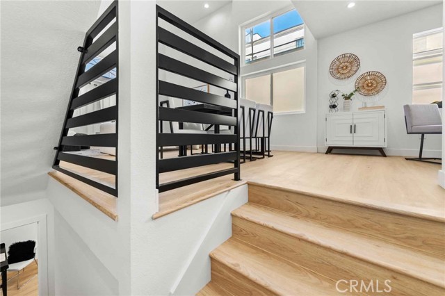 12217 Rochester AVE Unit: 4