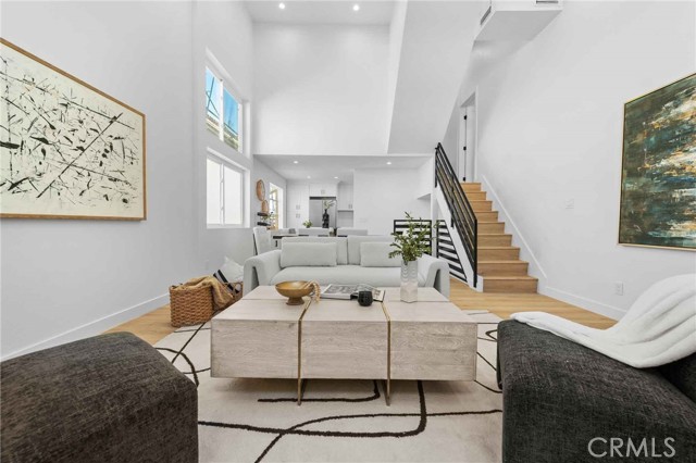 12217 Rochester AVE Unit: 4