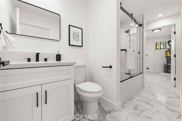 12217 Rochester AVE Unit: 4