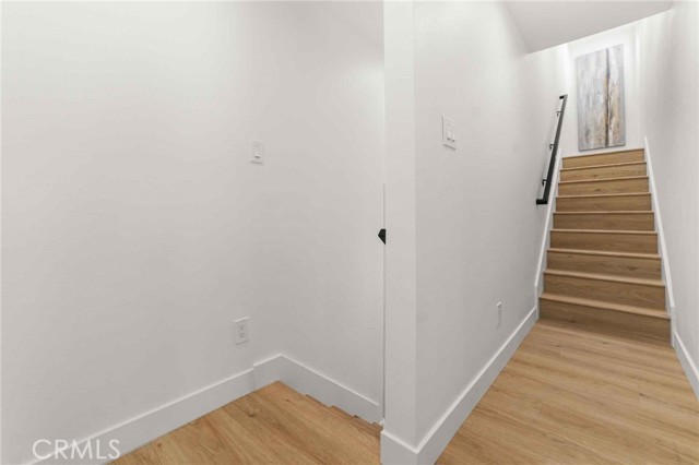 12217 Rochester AVE Unit: 4