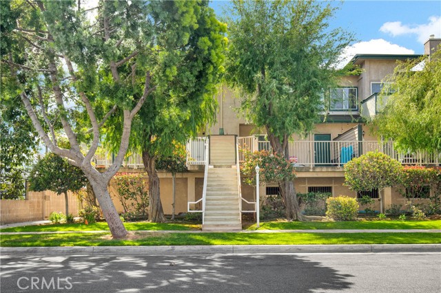 1227 E Carson ST Unit: 1