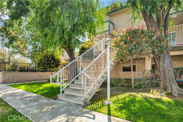 1227 E Carson ST Unit: 1