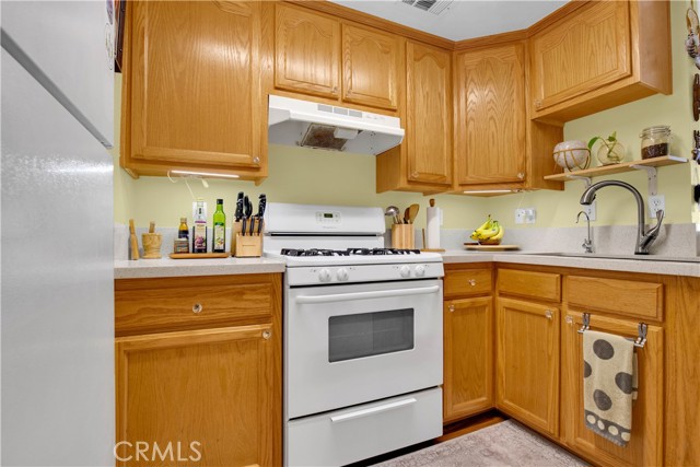 1227 E Carson ST Unit: 1