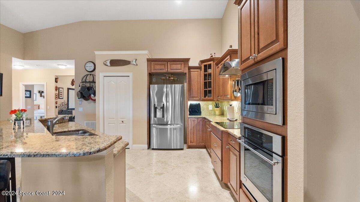 125 Lancha Circle, 204