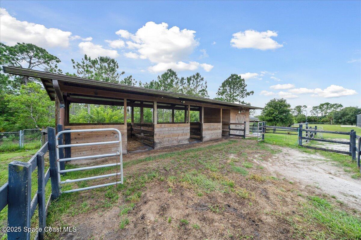 5005 Corey Road, Grant-Valkaria