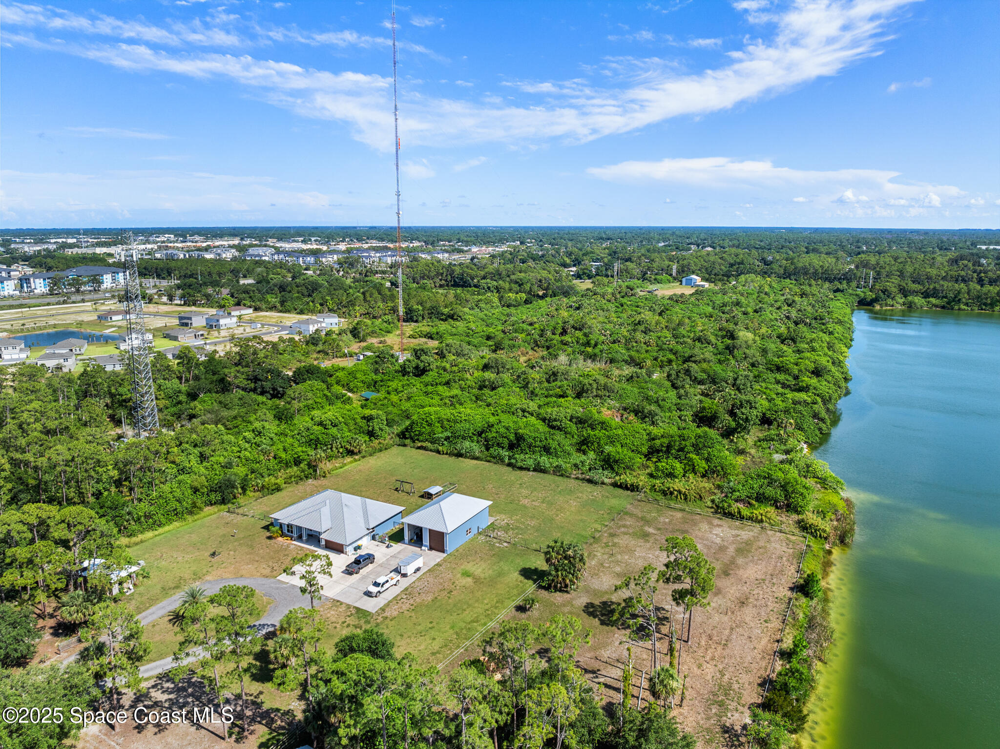 3545 Carriage Gate Drive