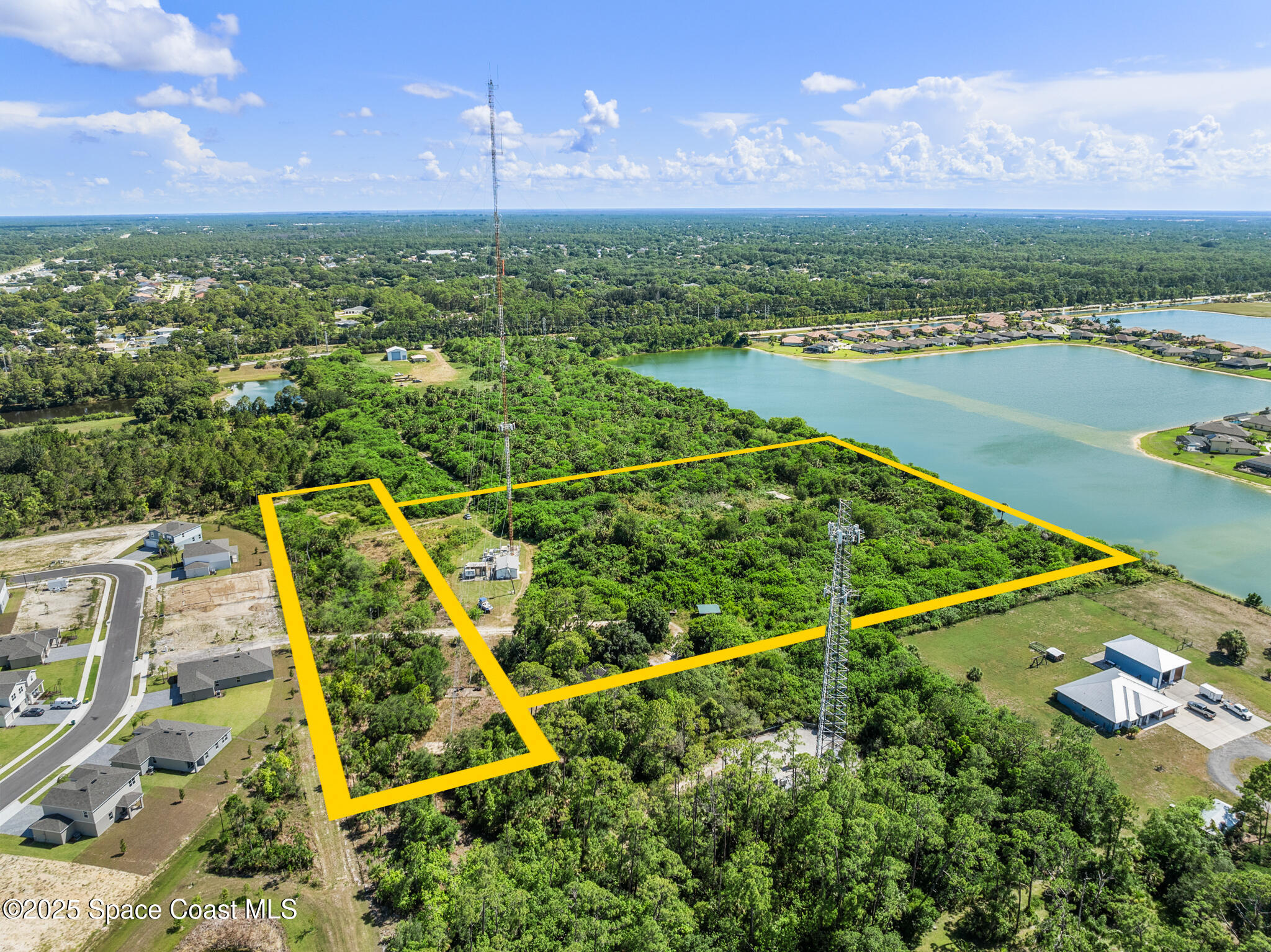 3545 Carriage Gate Drive