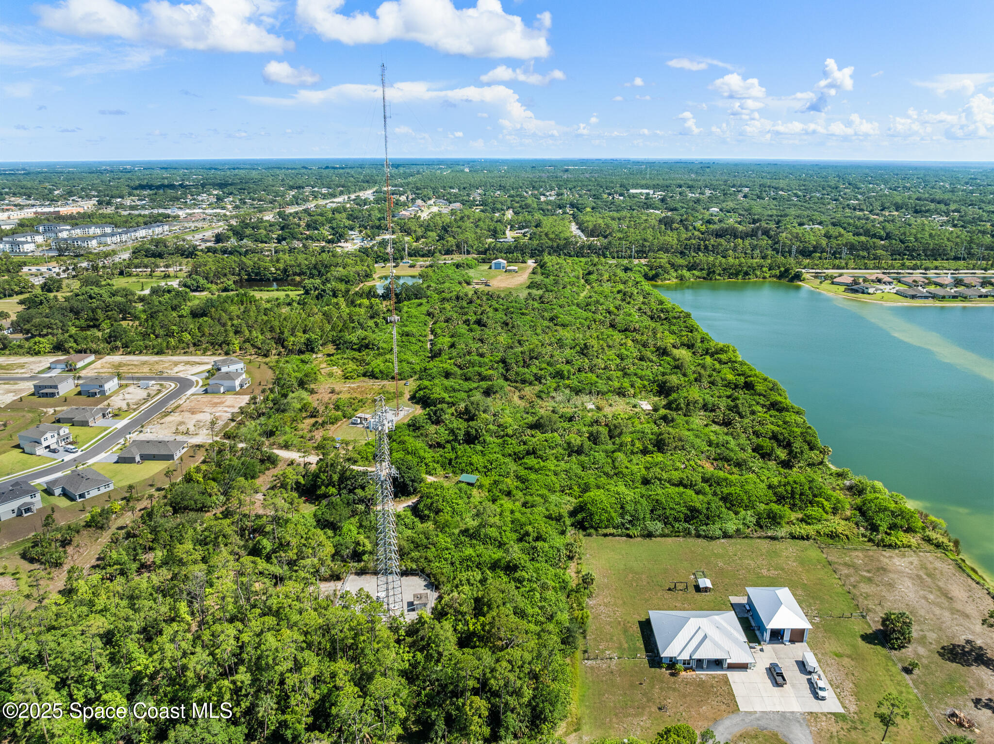 3545 Carriage Gate Drive