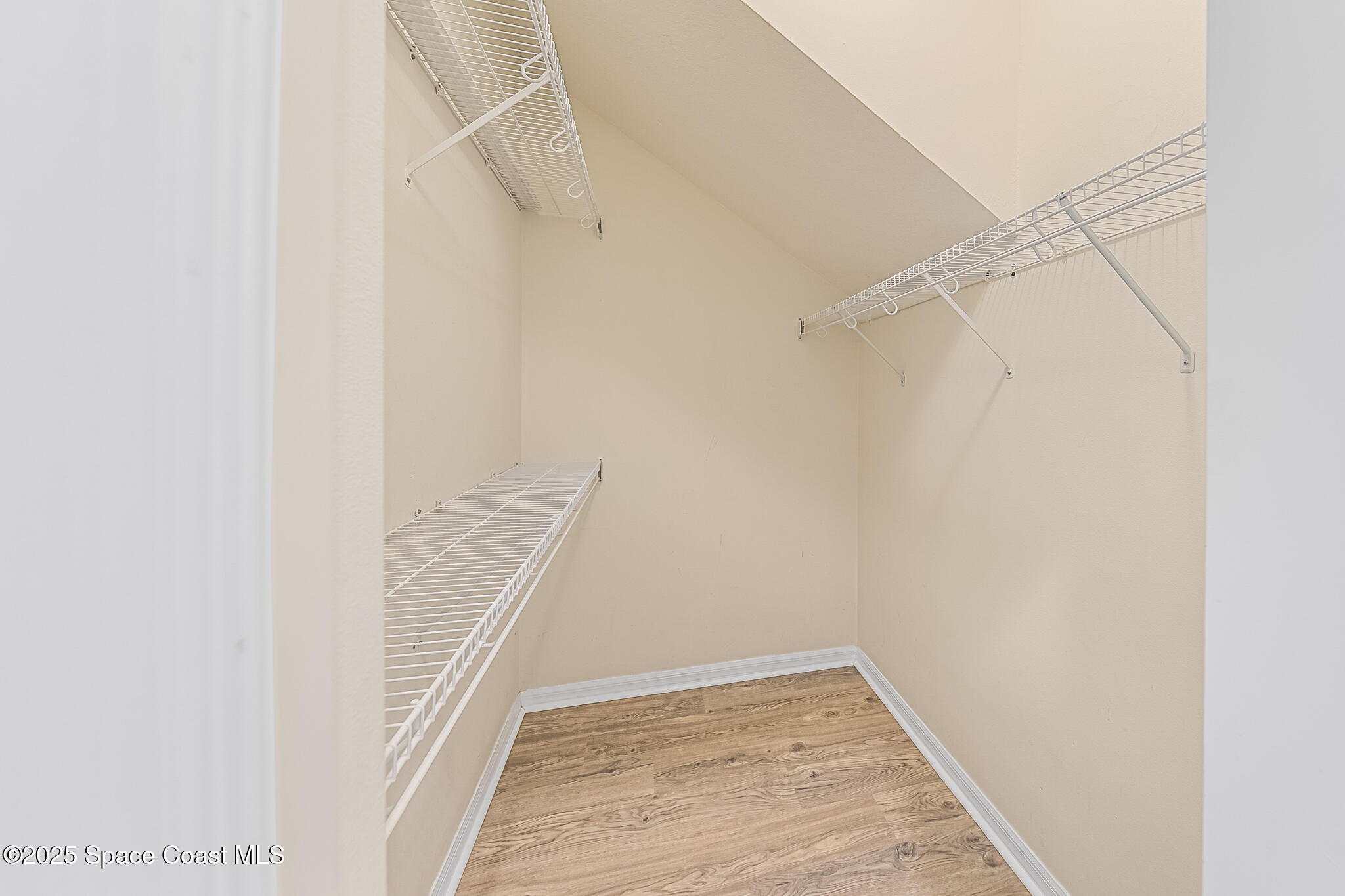 524 Mcguire Boulevard