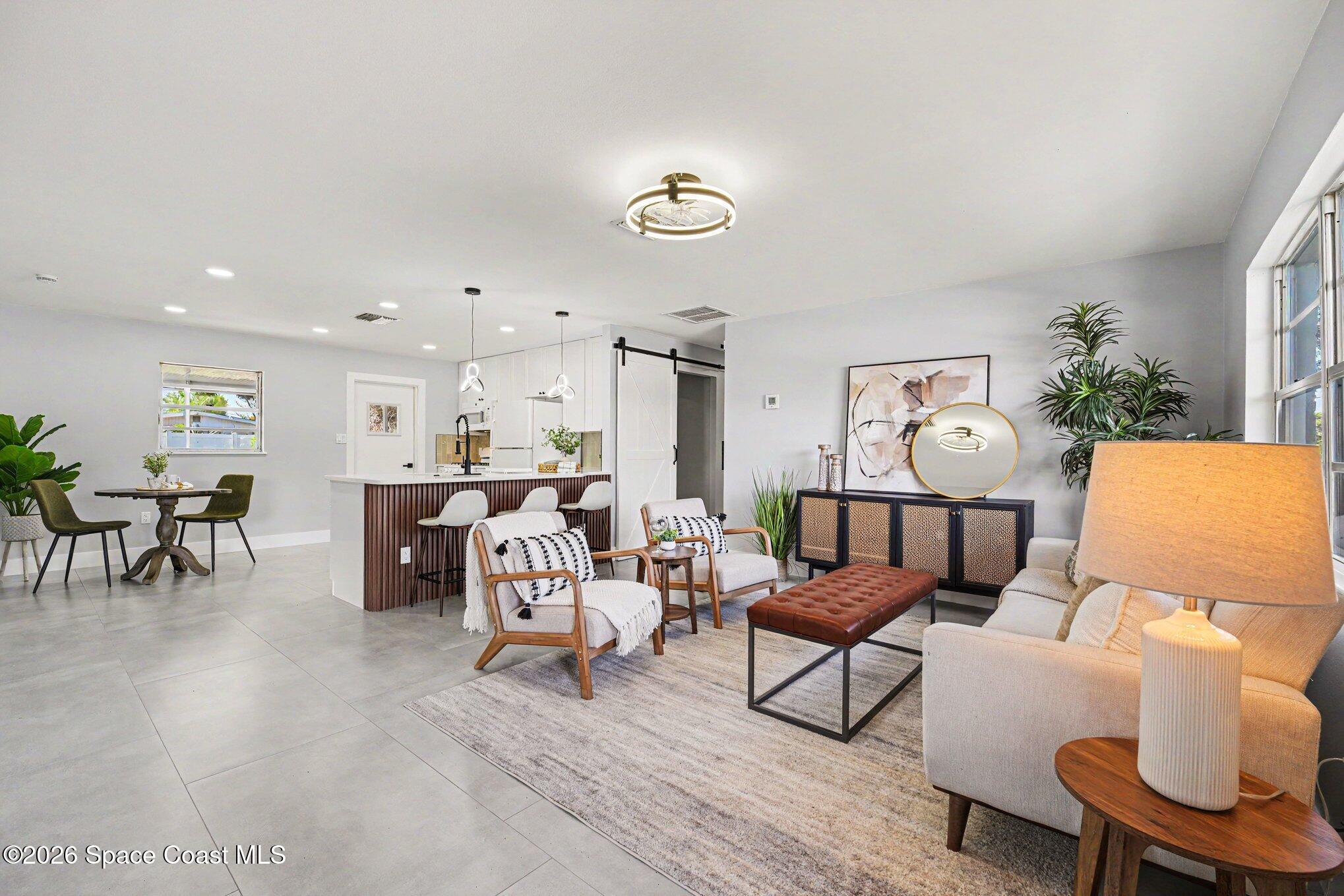 2536 Post Road