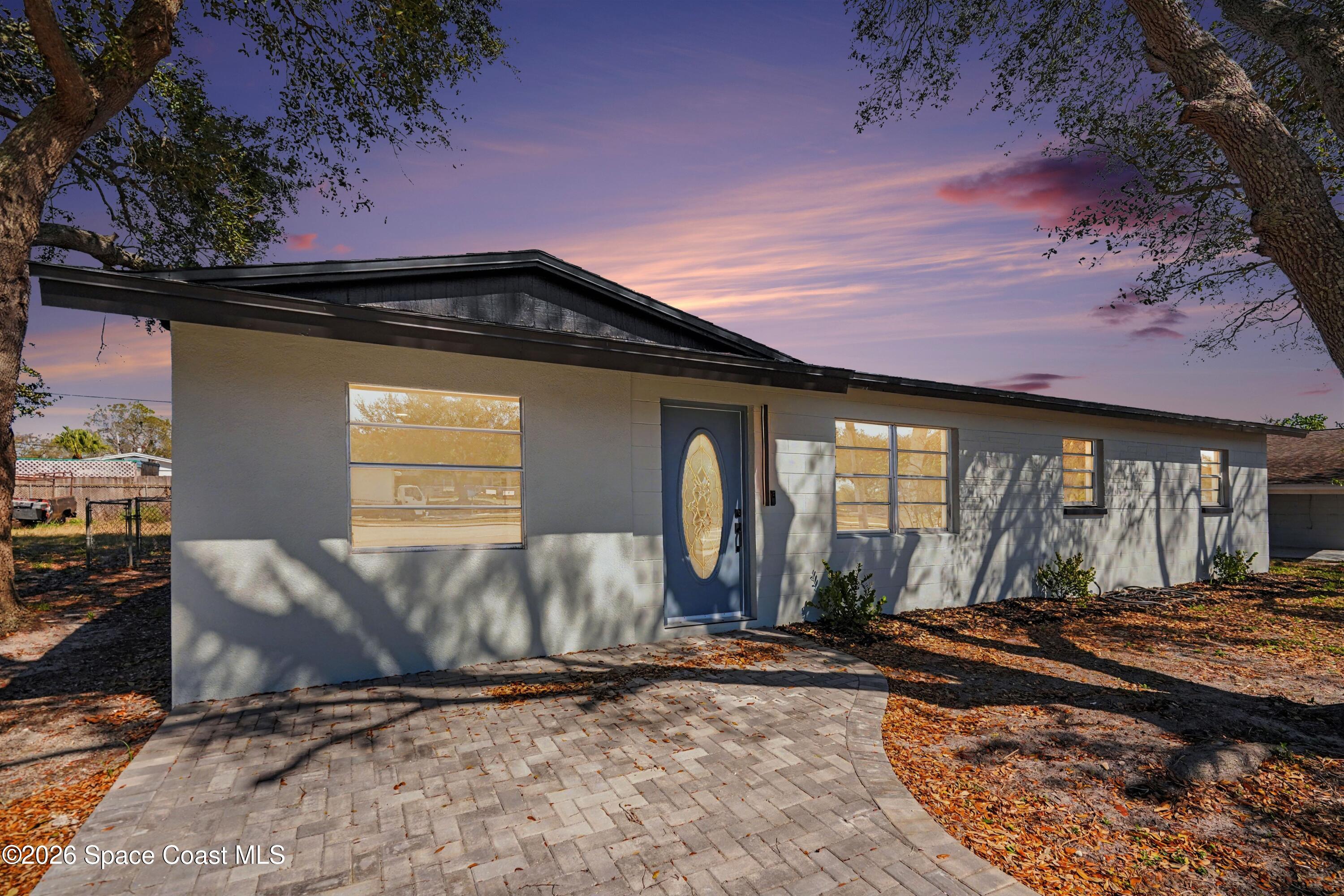 2536 Post Road