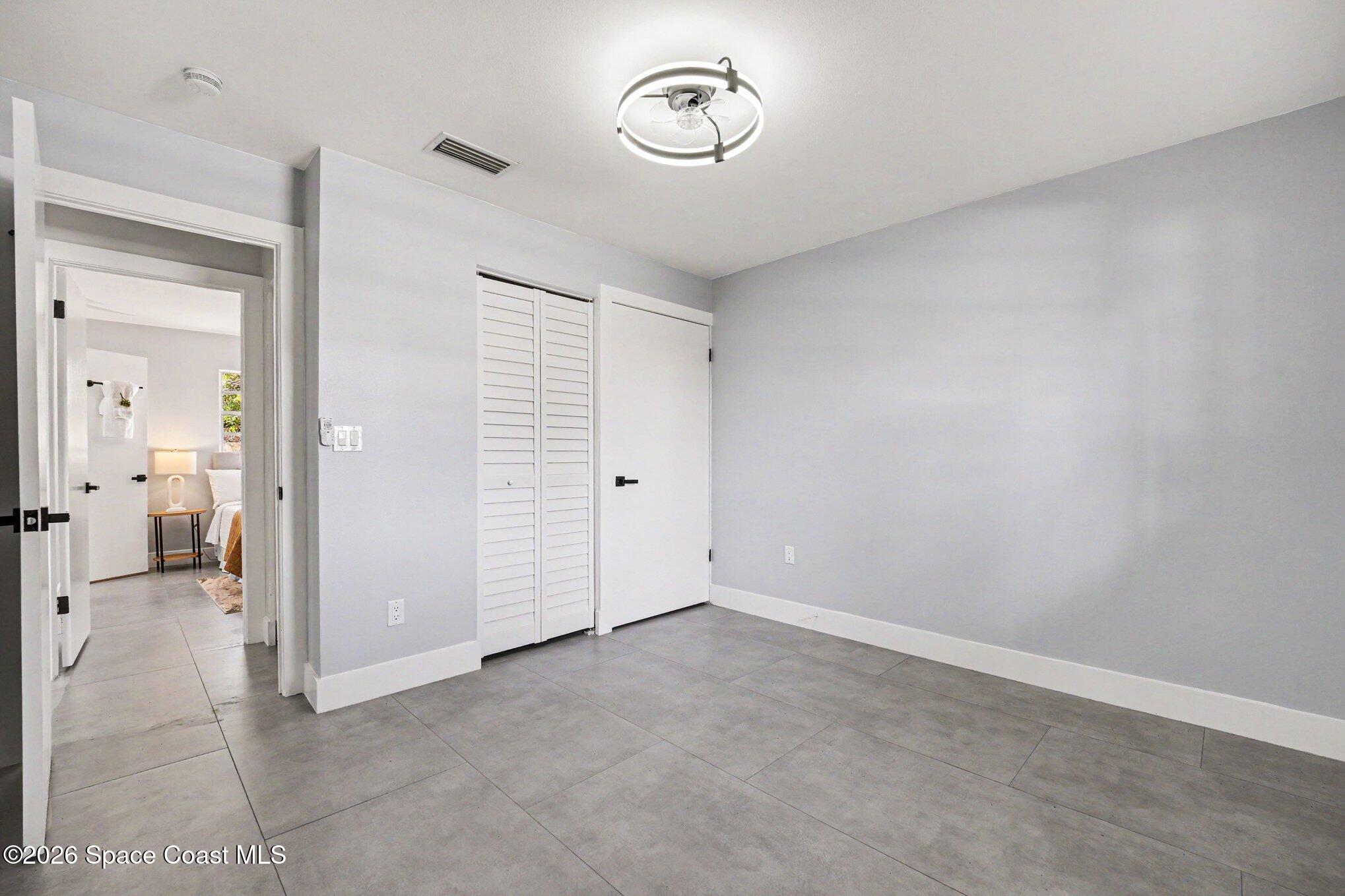2536 Post Road