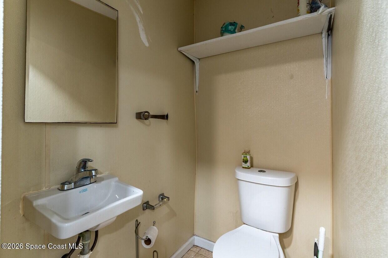 8701 N Palafox Street