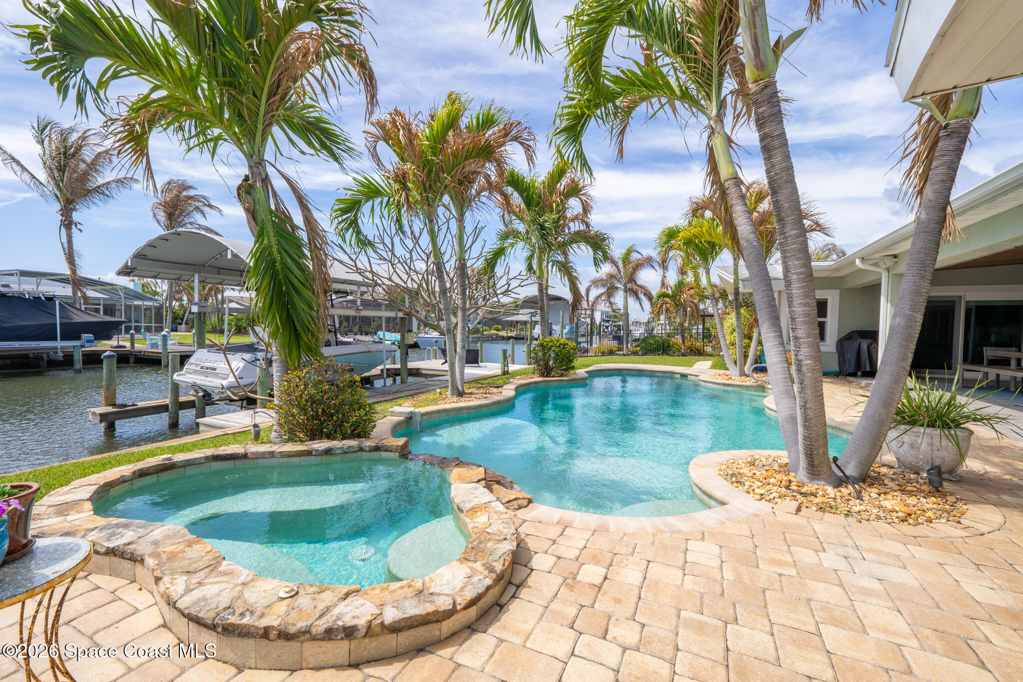 511 Eleuthera Lane