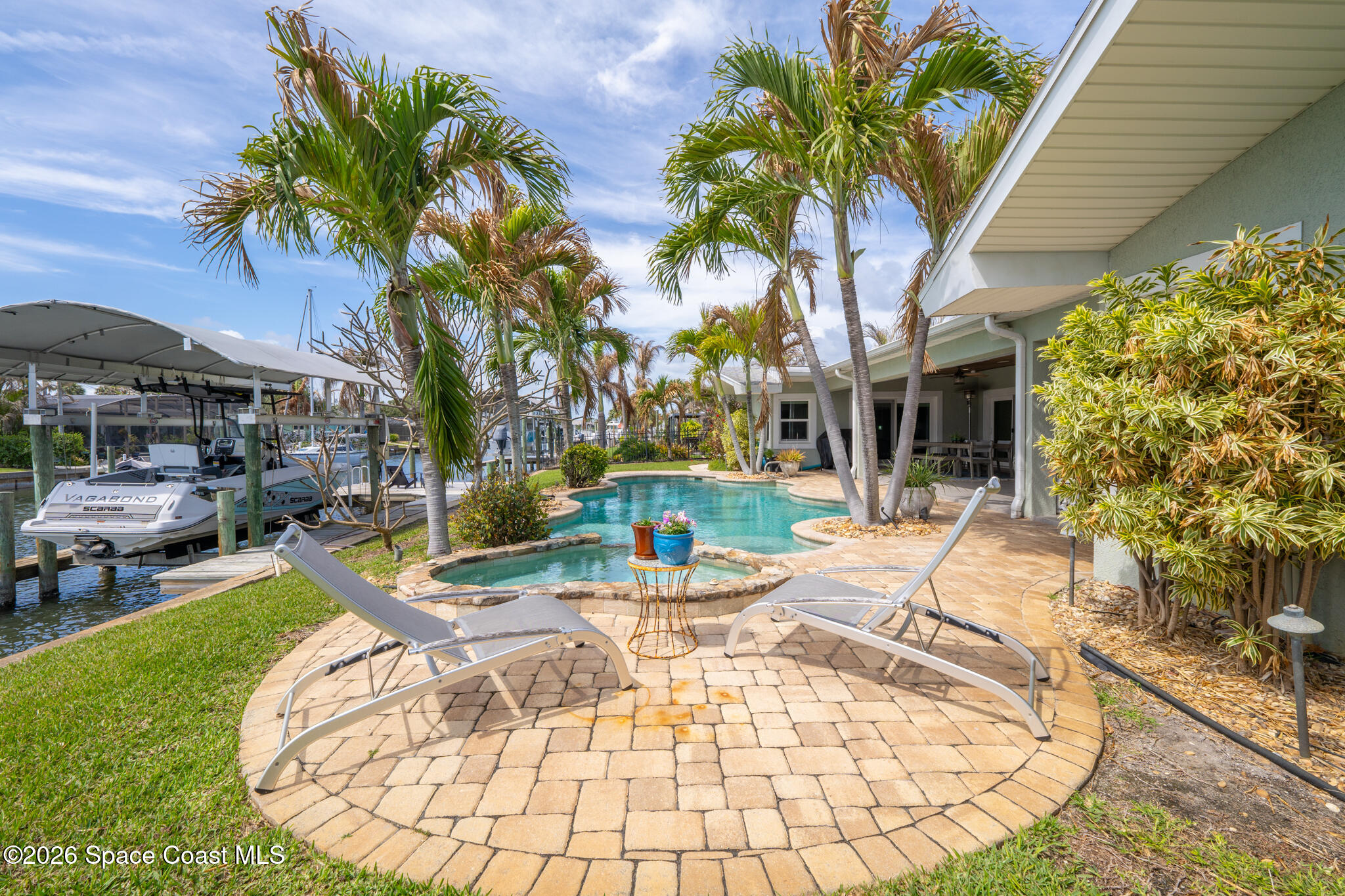 511 Eleuthera Lane