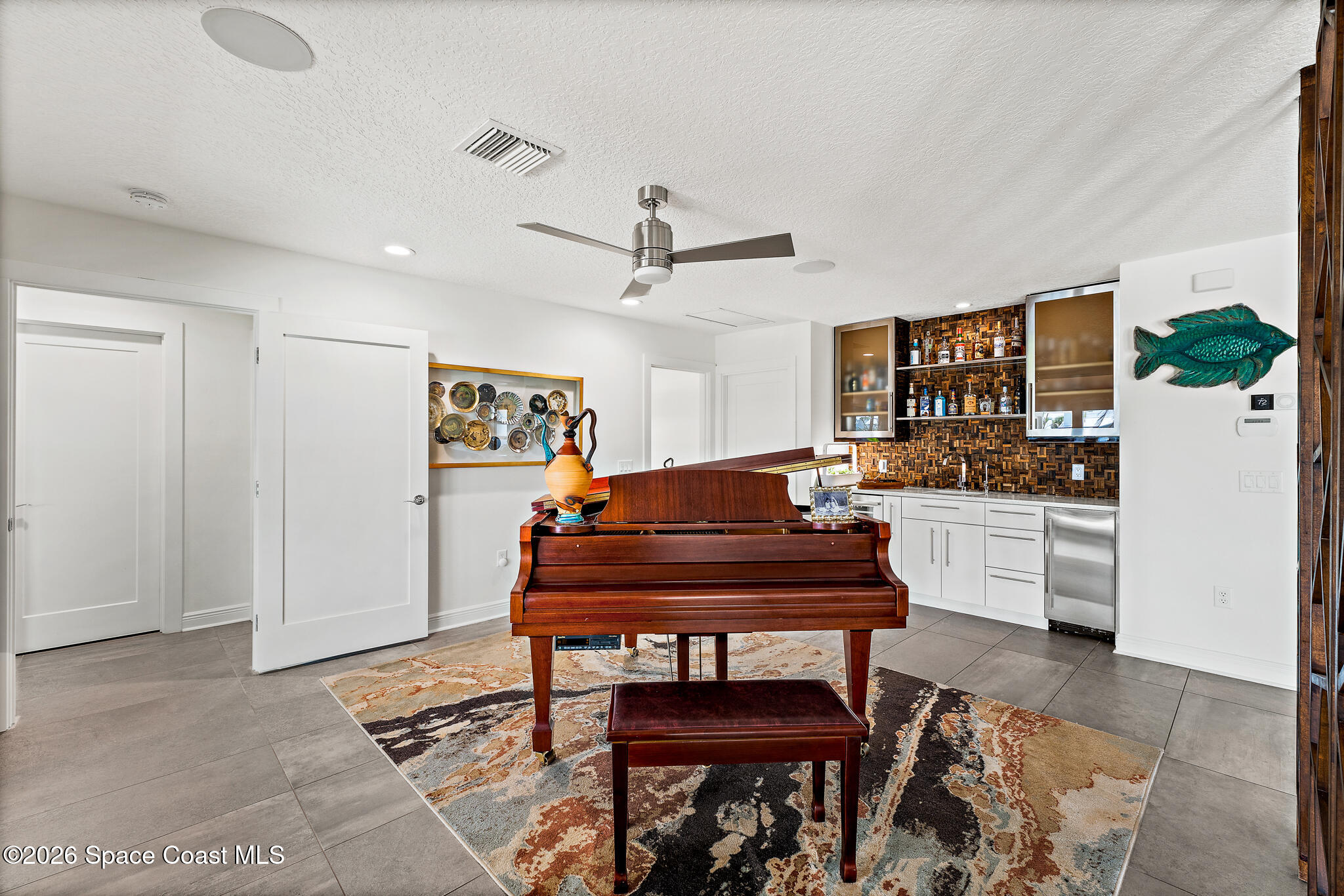 511 Eleuthera Lane