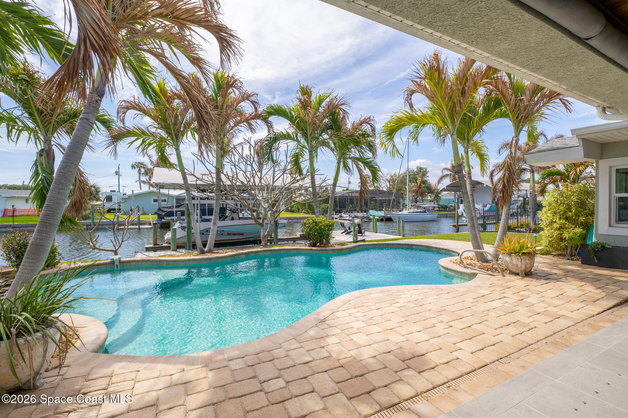 511 Eleuthera Lane