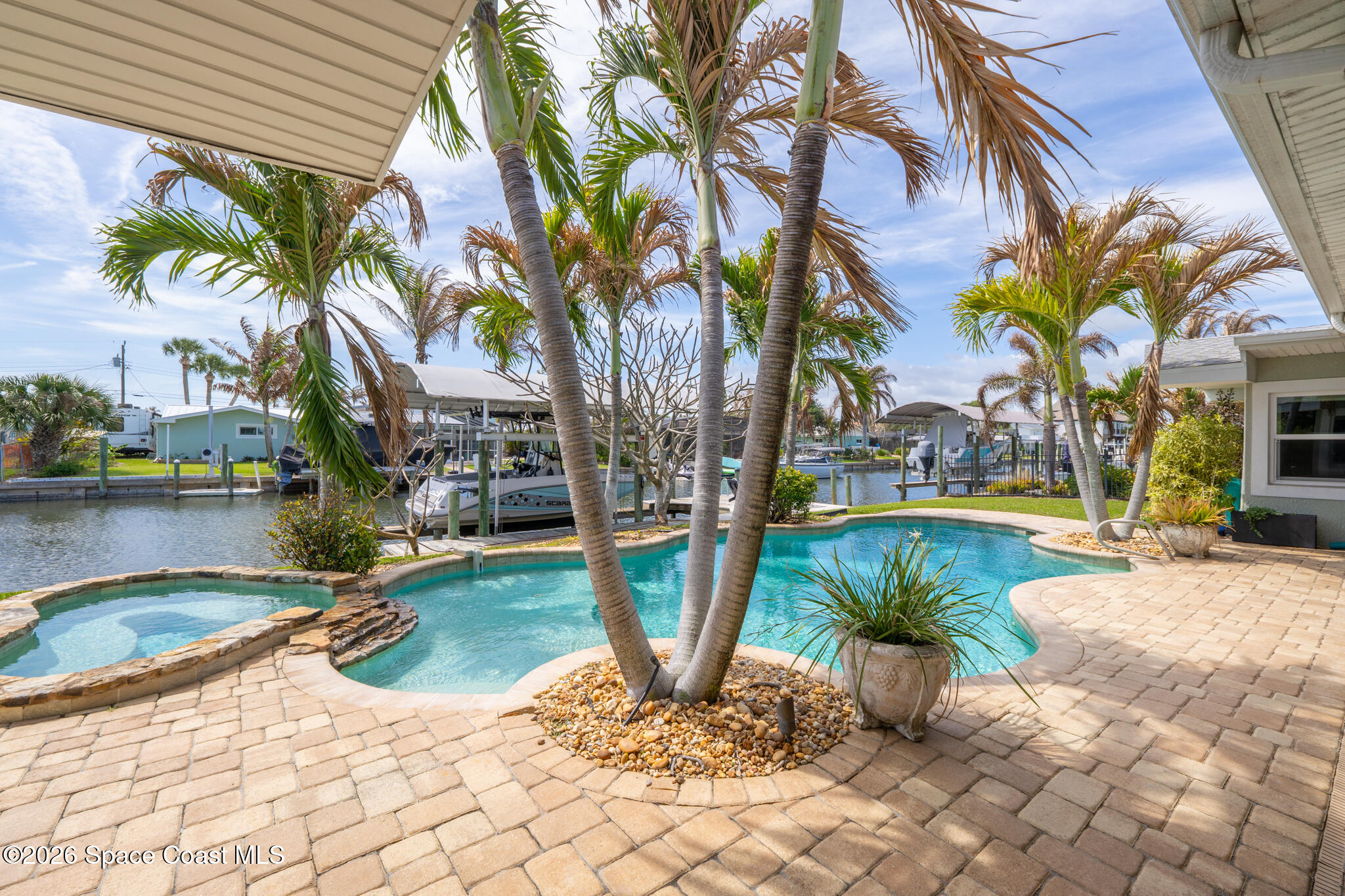 511 Eleuthera Lane