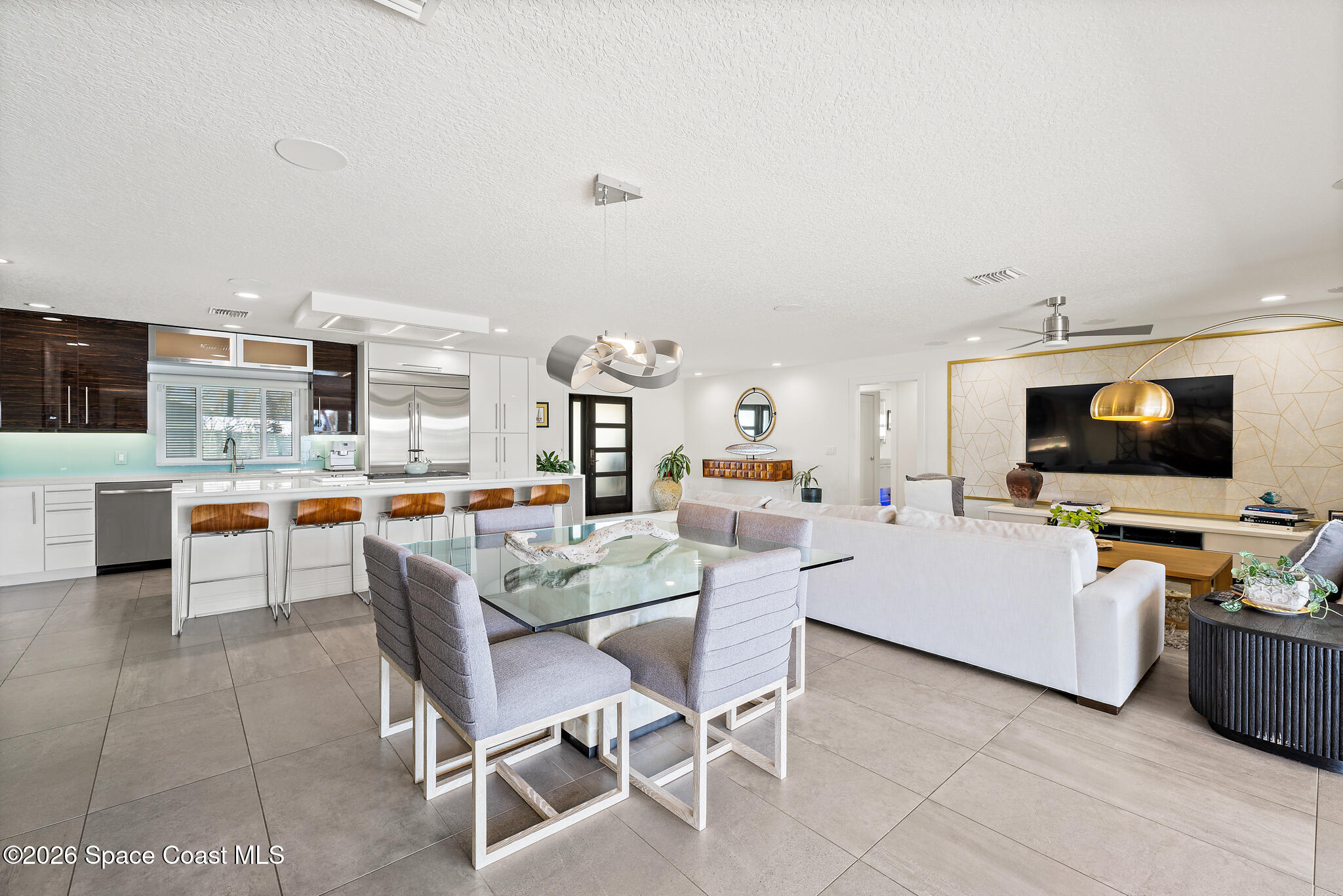 511 Eleuthera Lane