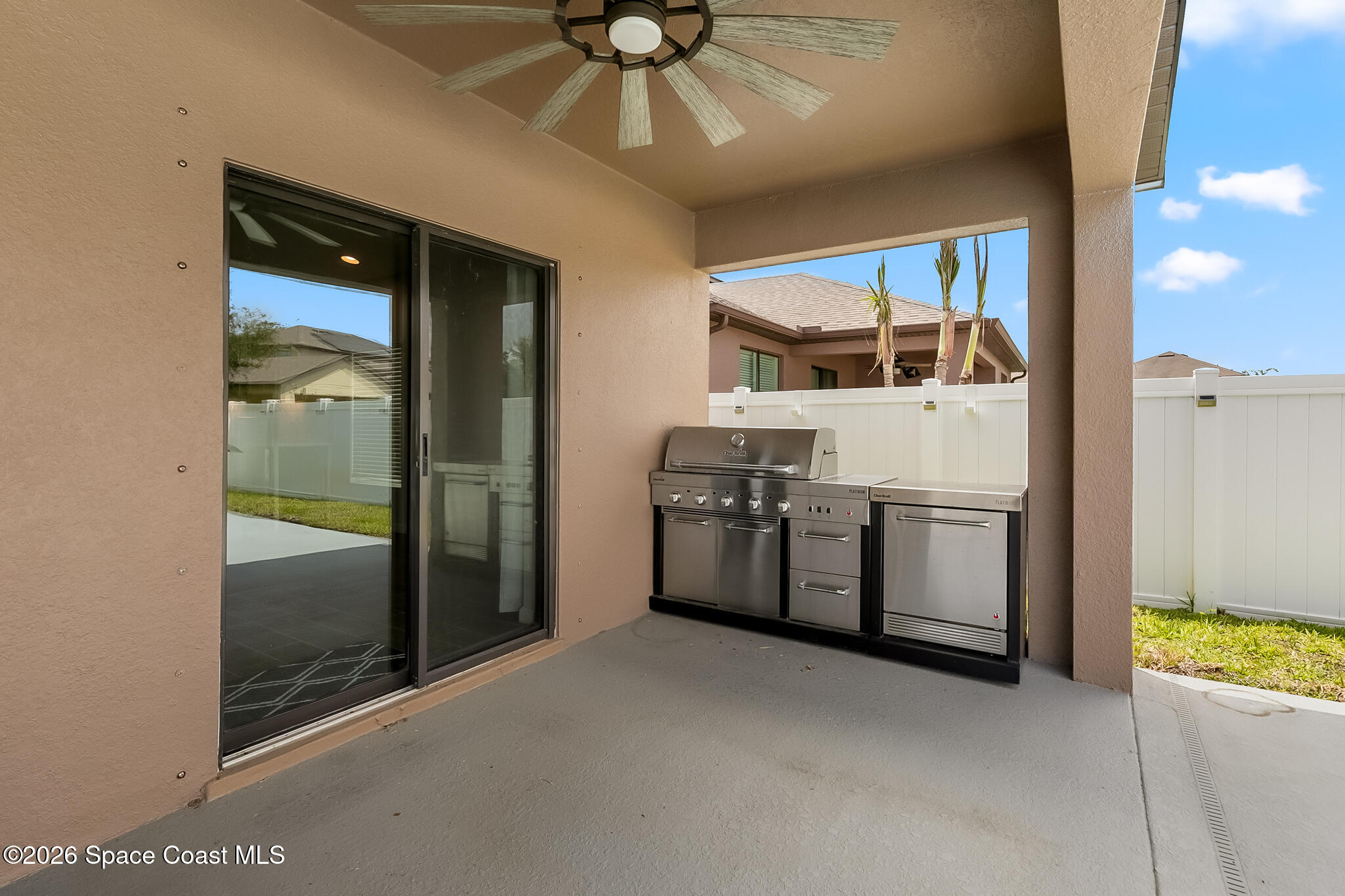 1556 Fuji Drive