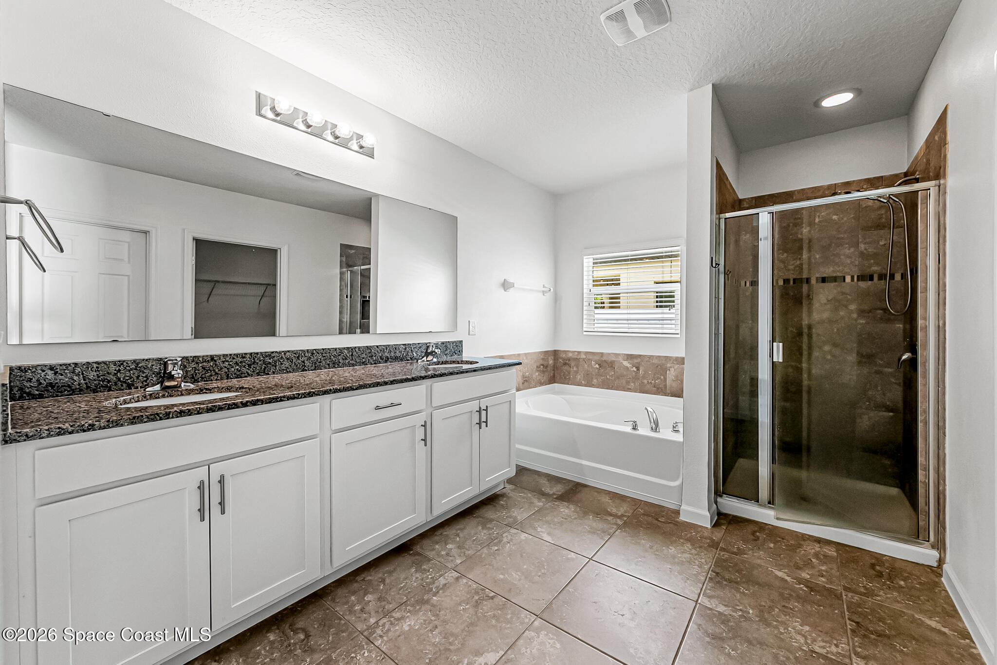 1556 Fuji Drive
