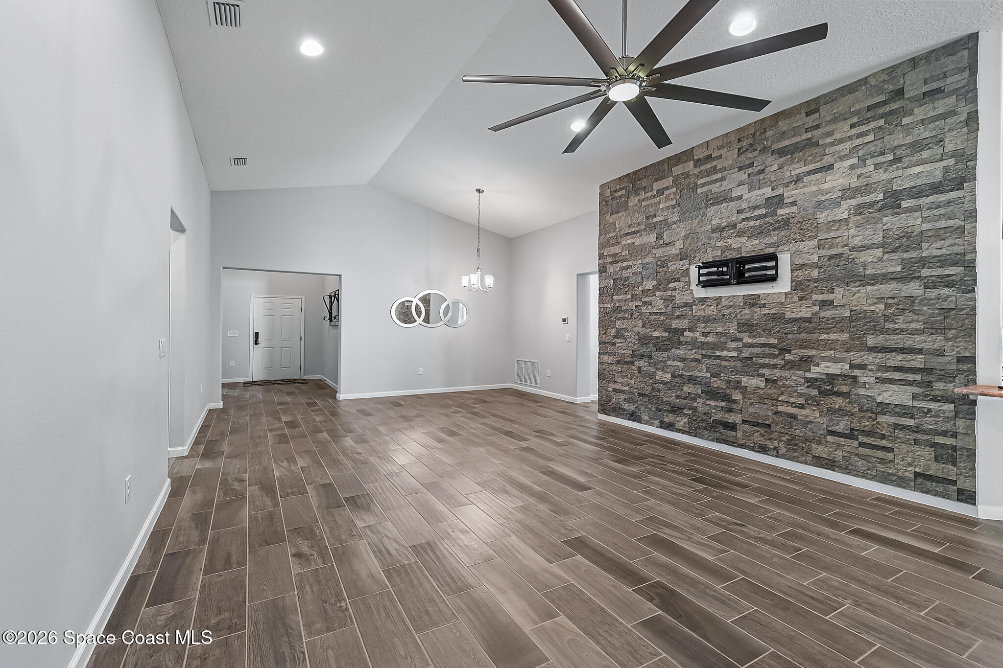 1556 Fuji Drive