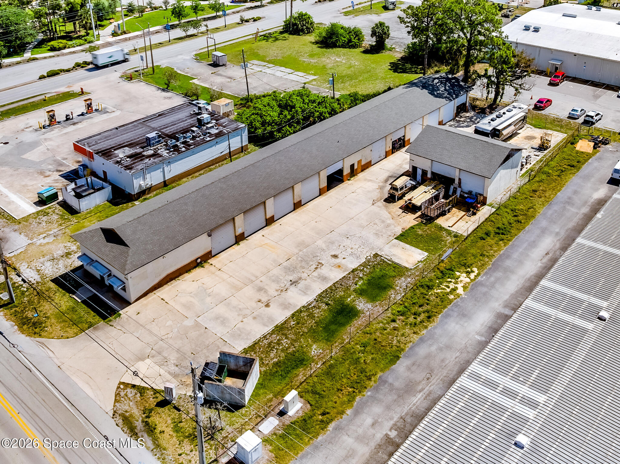 1732 Huntington Lane